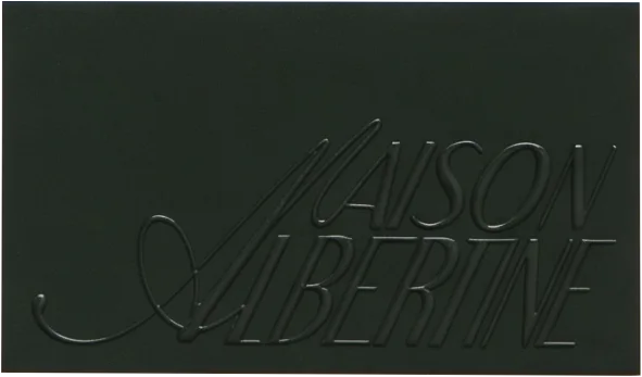 Carte de visite vert forêt, logo Maison Albertine en relief